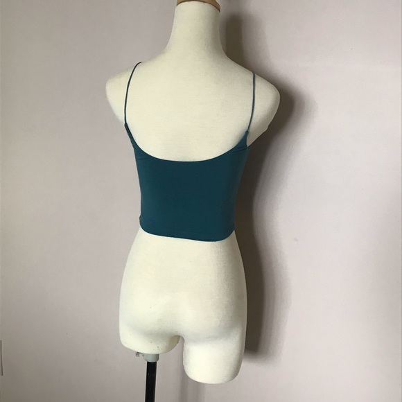 Aritzia Tiny Tank - Picture 3 of 3